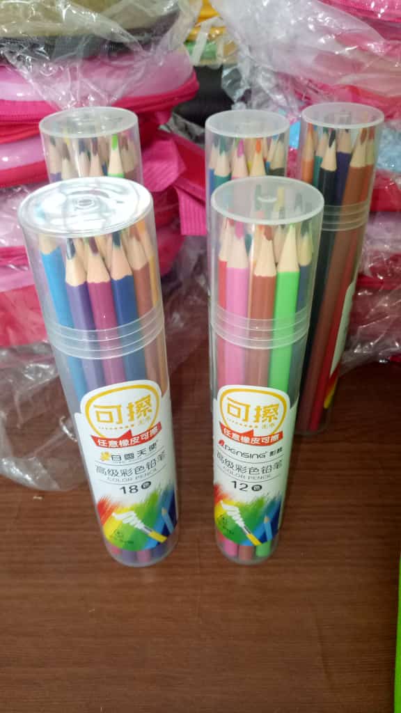 Pensil Warna